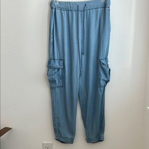 Sans Souci Blue Cargo Pants size medium. Soooo cute !